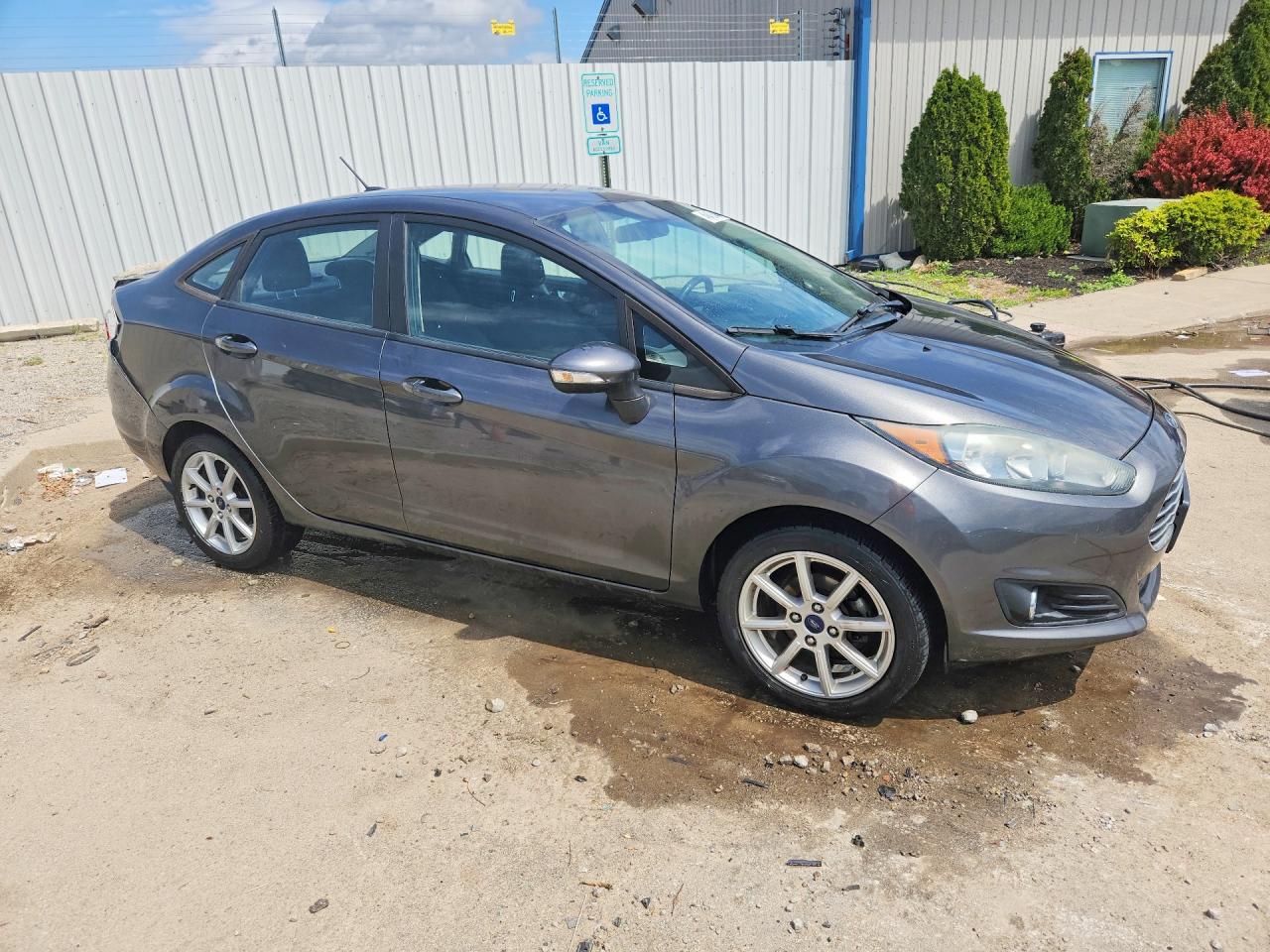 FORD FIESTA 2016 — 5