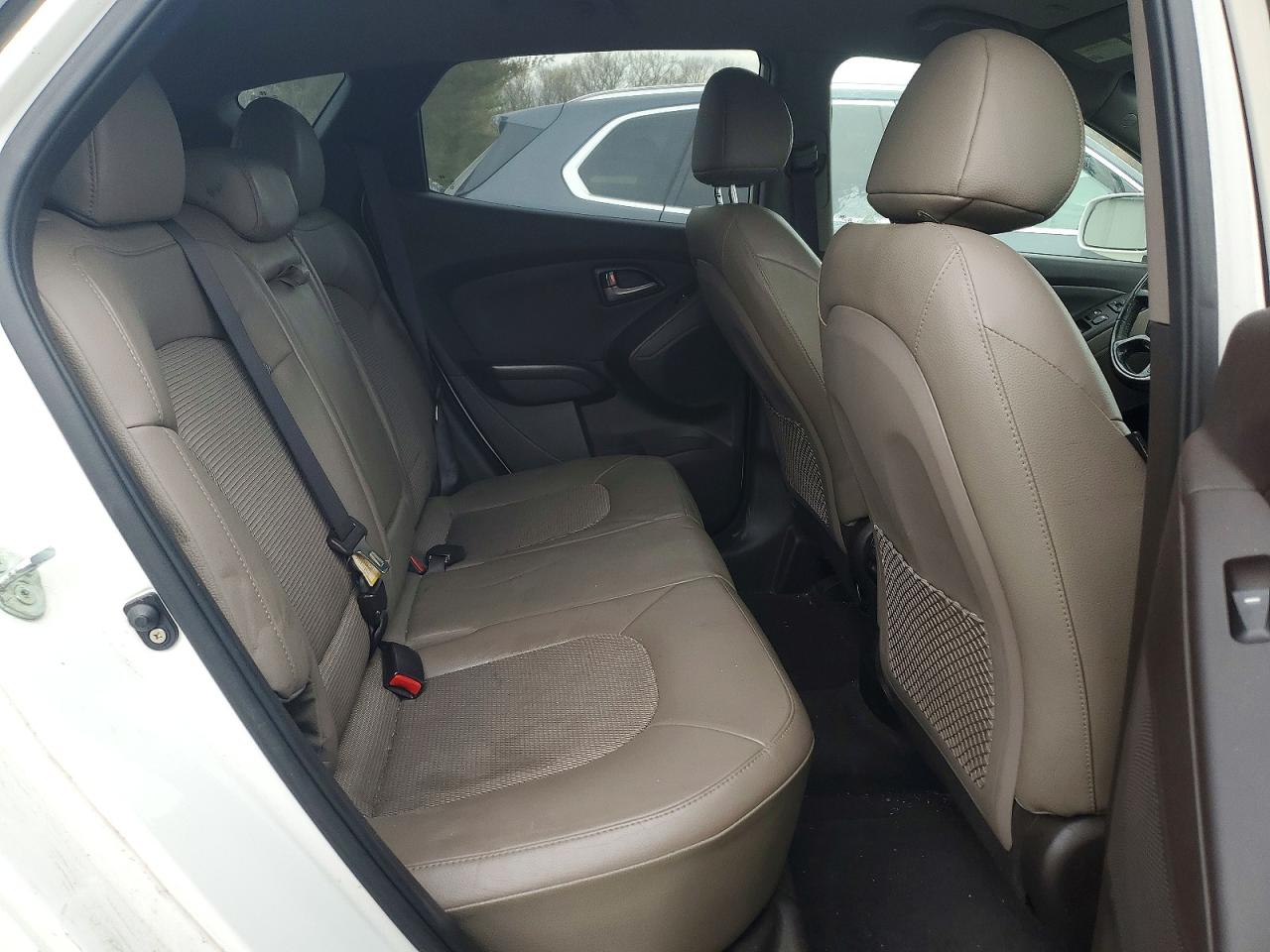 HYUNDAI TUCSON 2014 — 12
