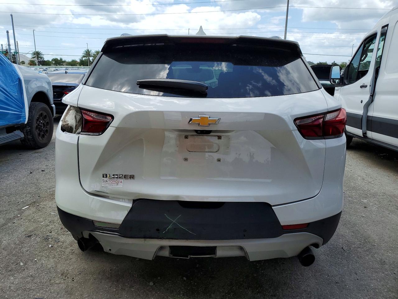 CHEVROLET BLAZER 2019 — 7