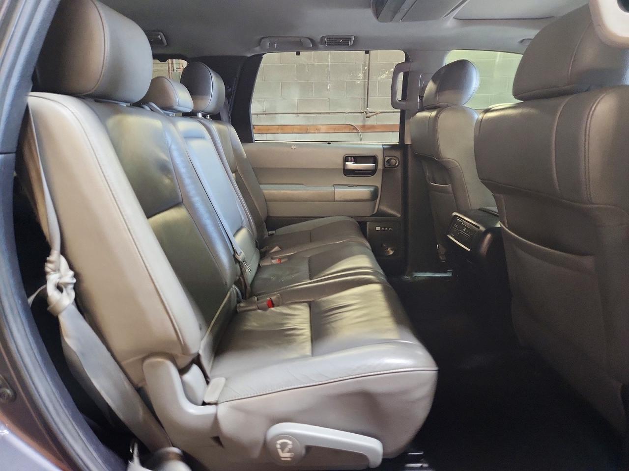TOYOTA SEQUOIA 2012 — 12