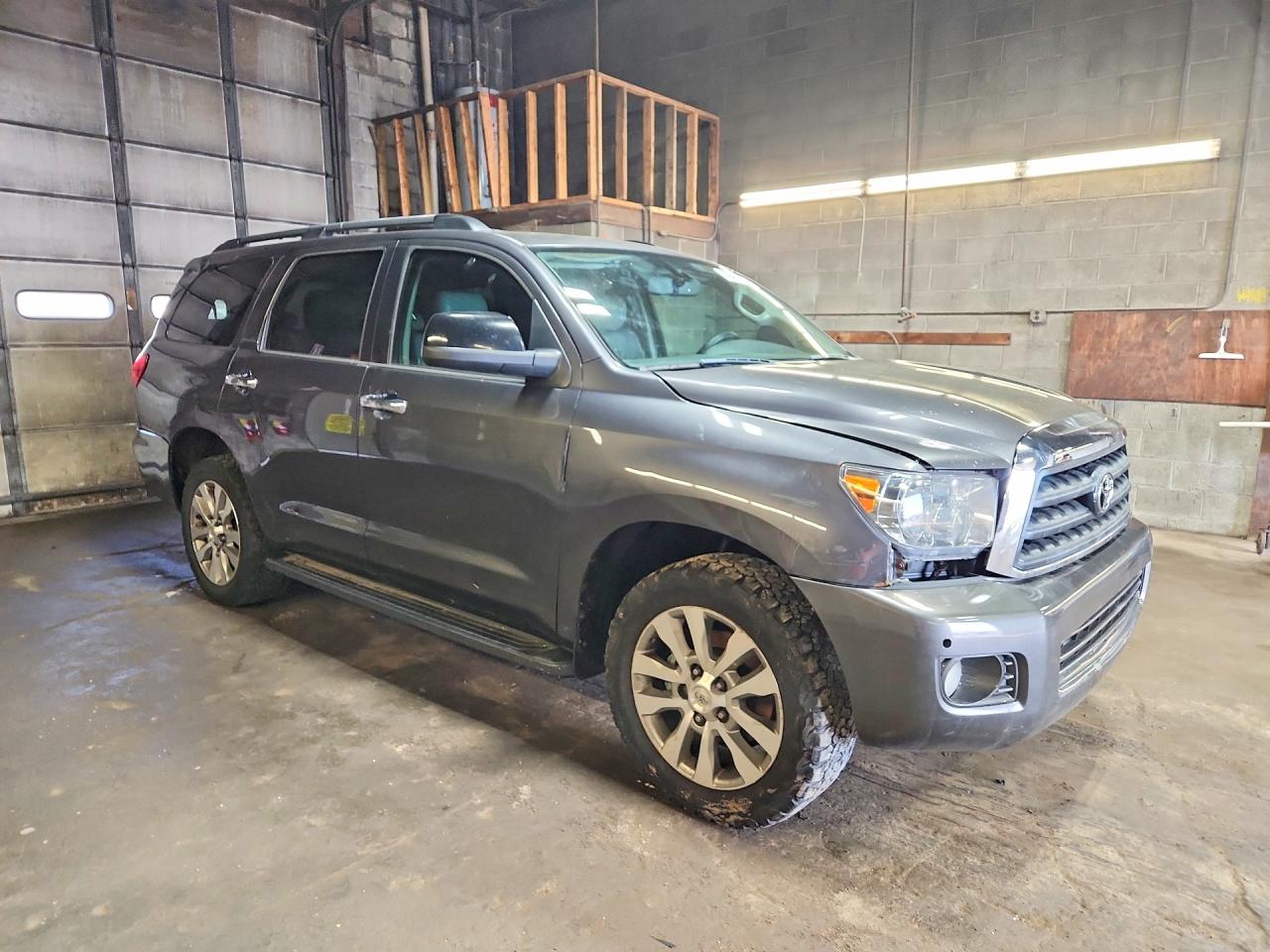 TOYOTA SEQUOIA 2012 — 5