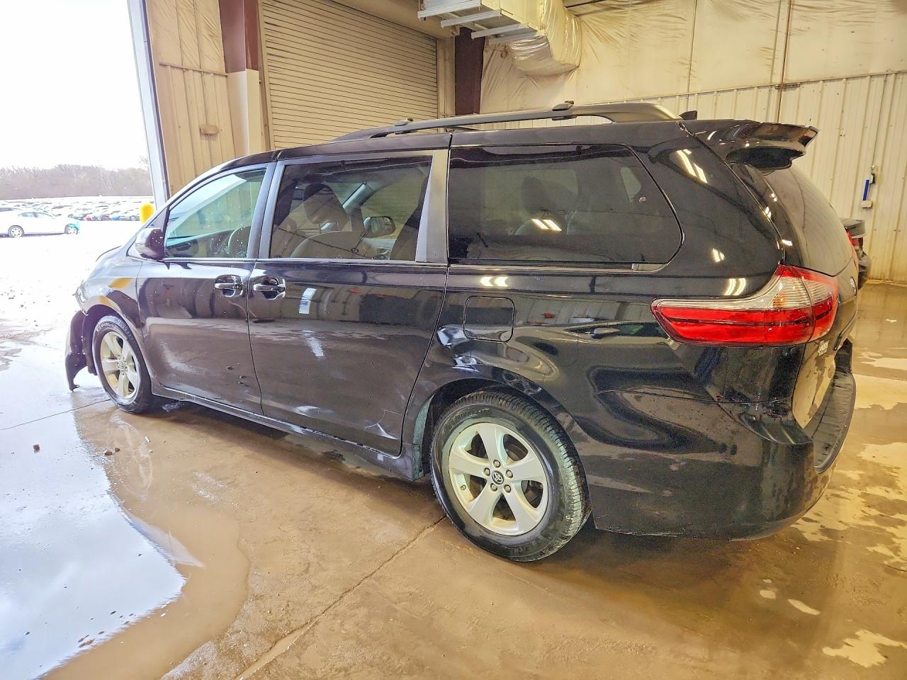 TOYOTA SIENNA 2020 — 3