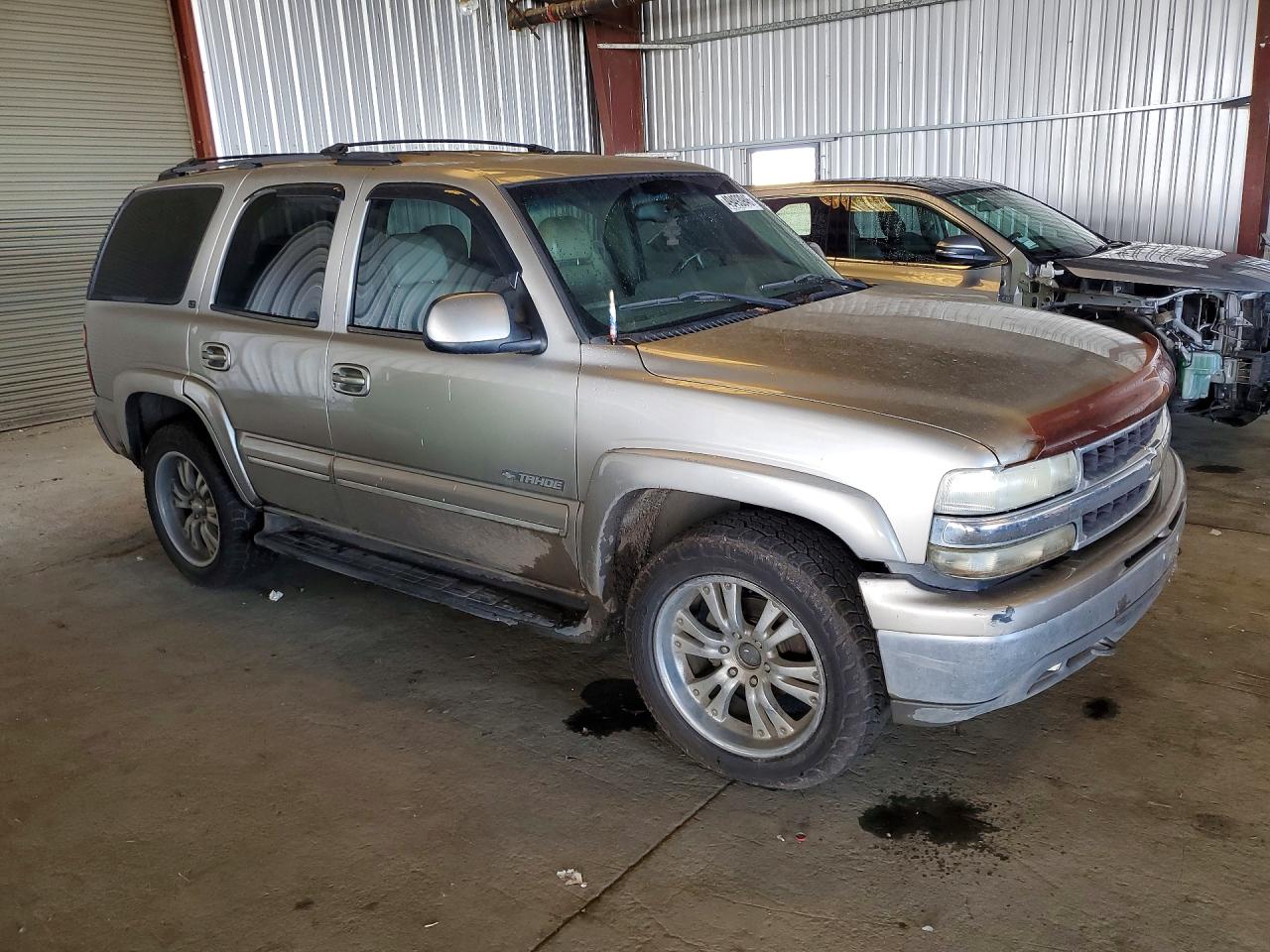 CHEVROLET TAHOE 2000 — 5