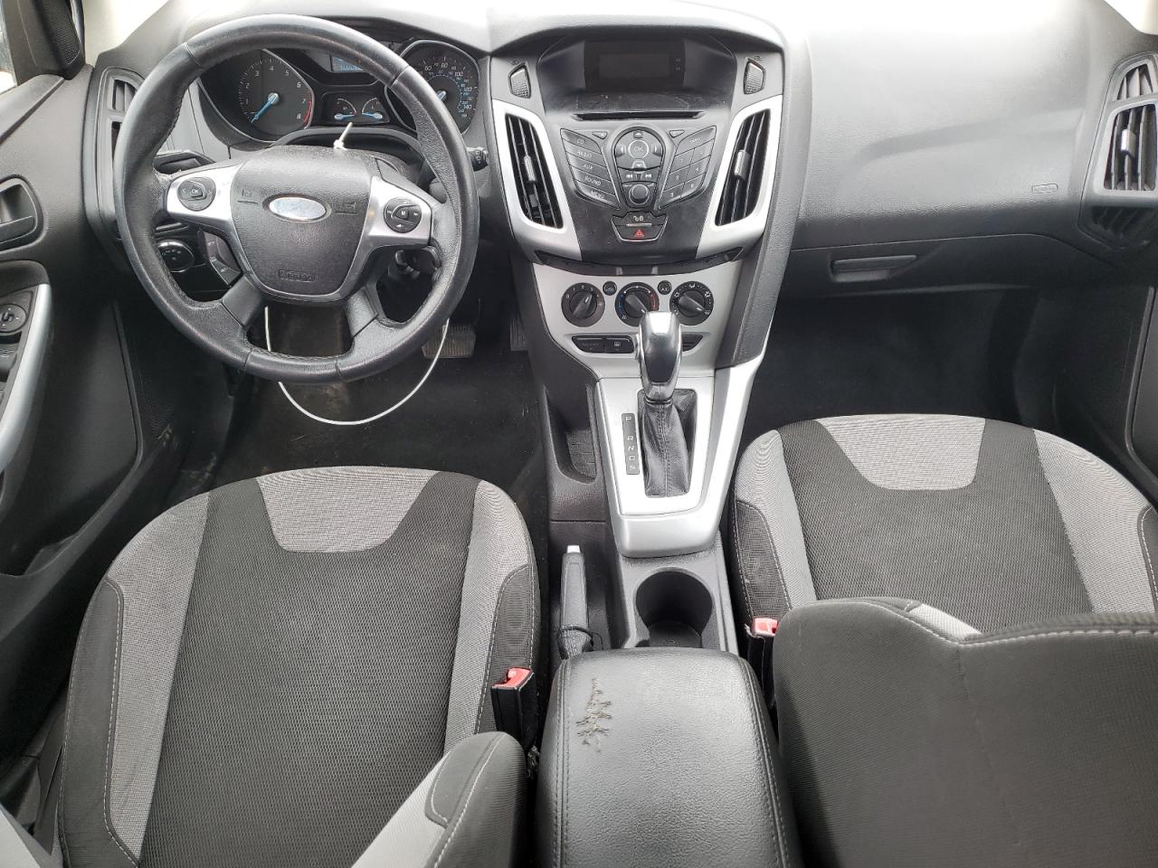 FORD FOCUS 2012 — 9