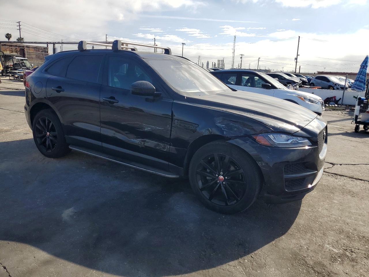 2018 JAGUAR F-PACE PRESTIGE