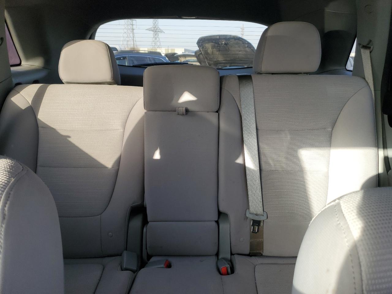 KIA SORENTO 2014 — 11