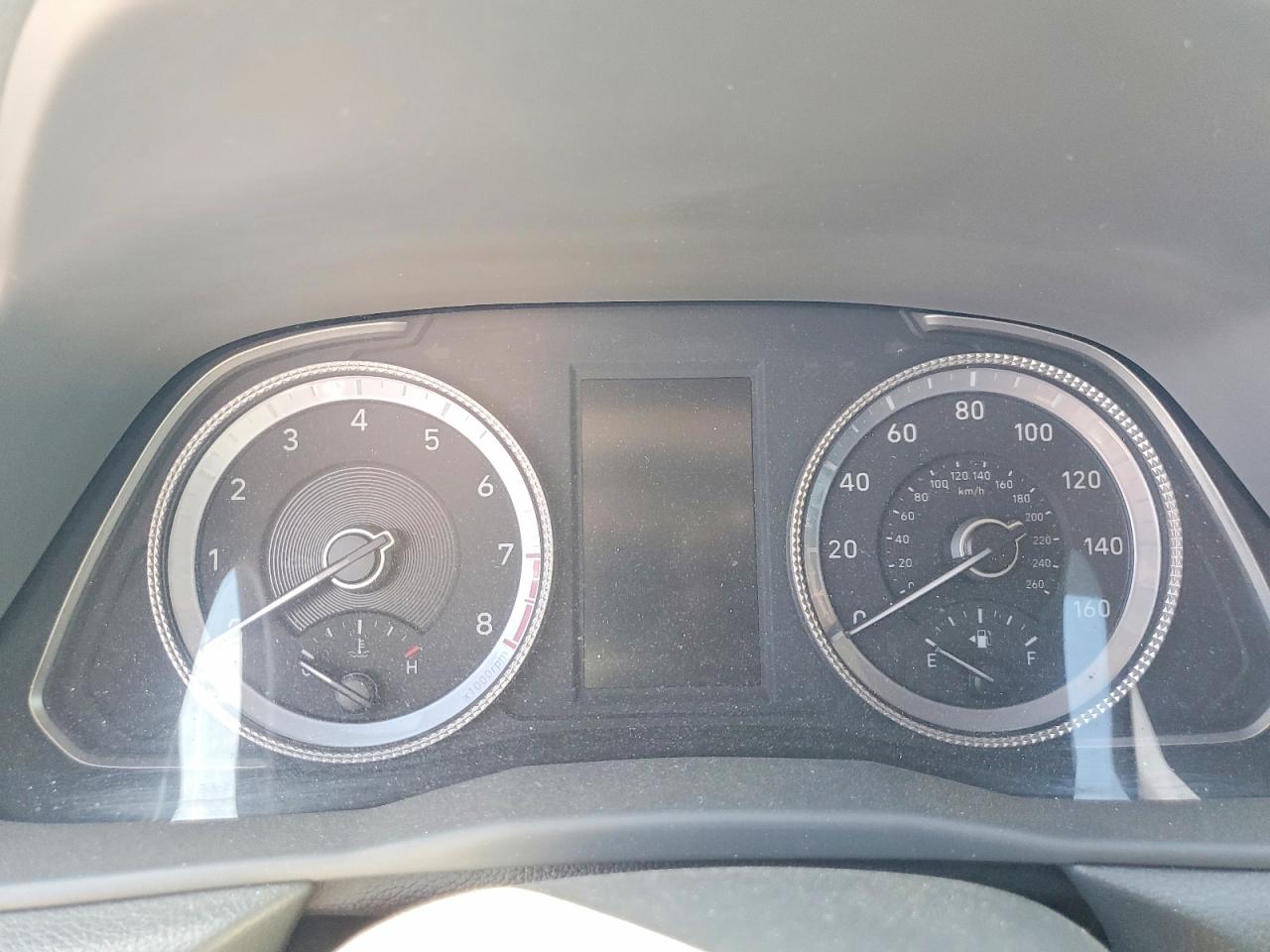 HYUNDAI SONATA 2023 — 10