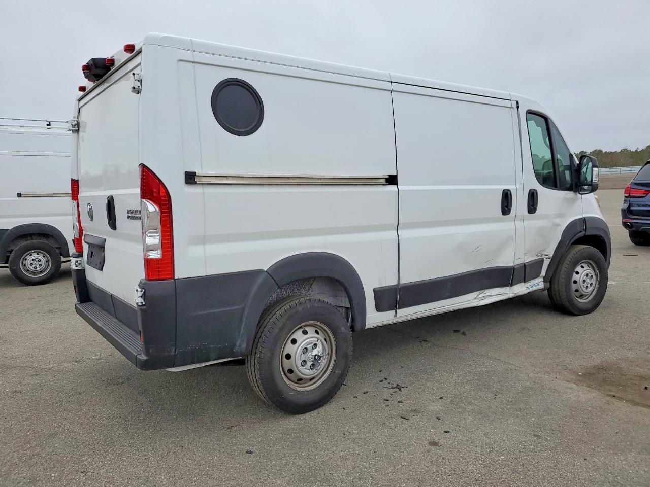 RAM PROMASTER 1500 2023 — 4