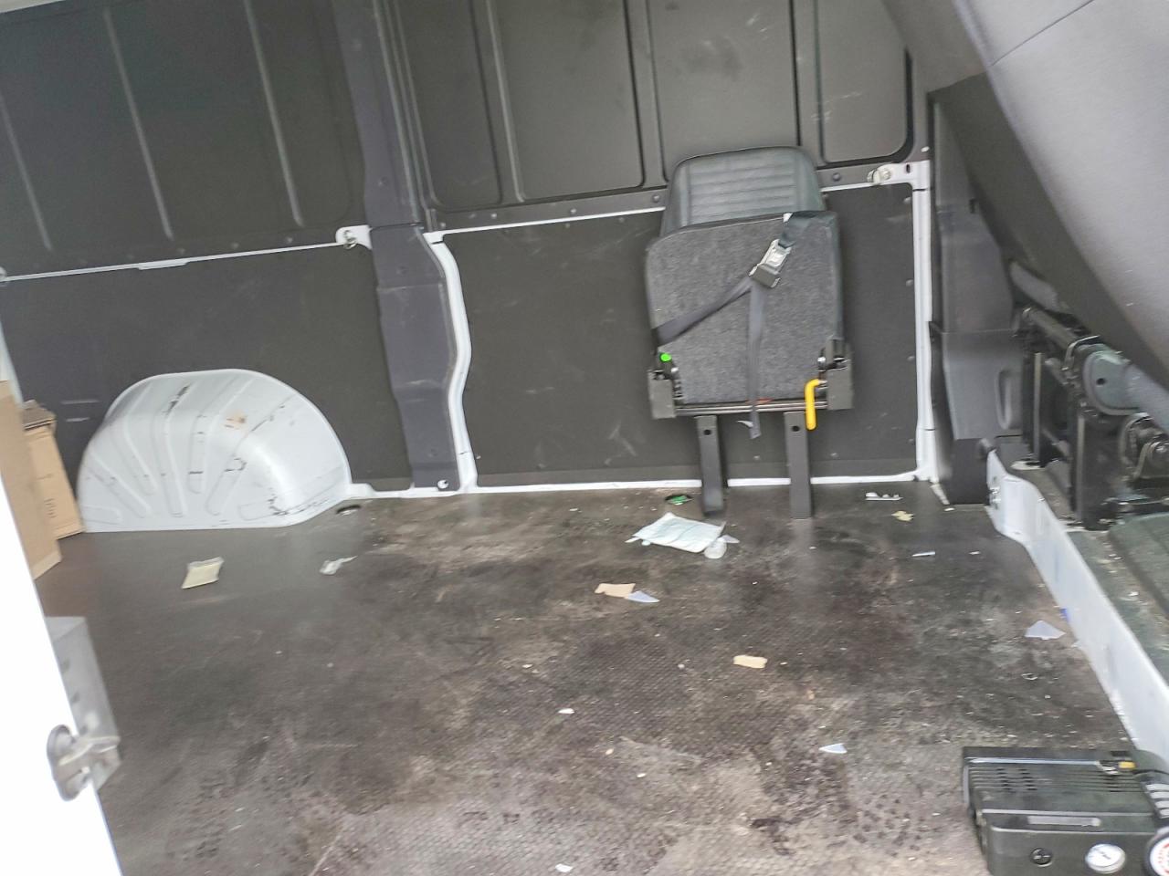 RAM PROMASTER 1500 2023 — 11