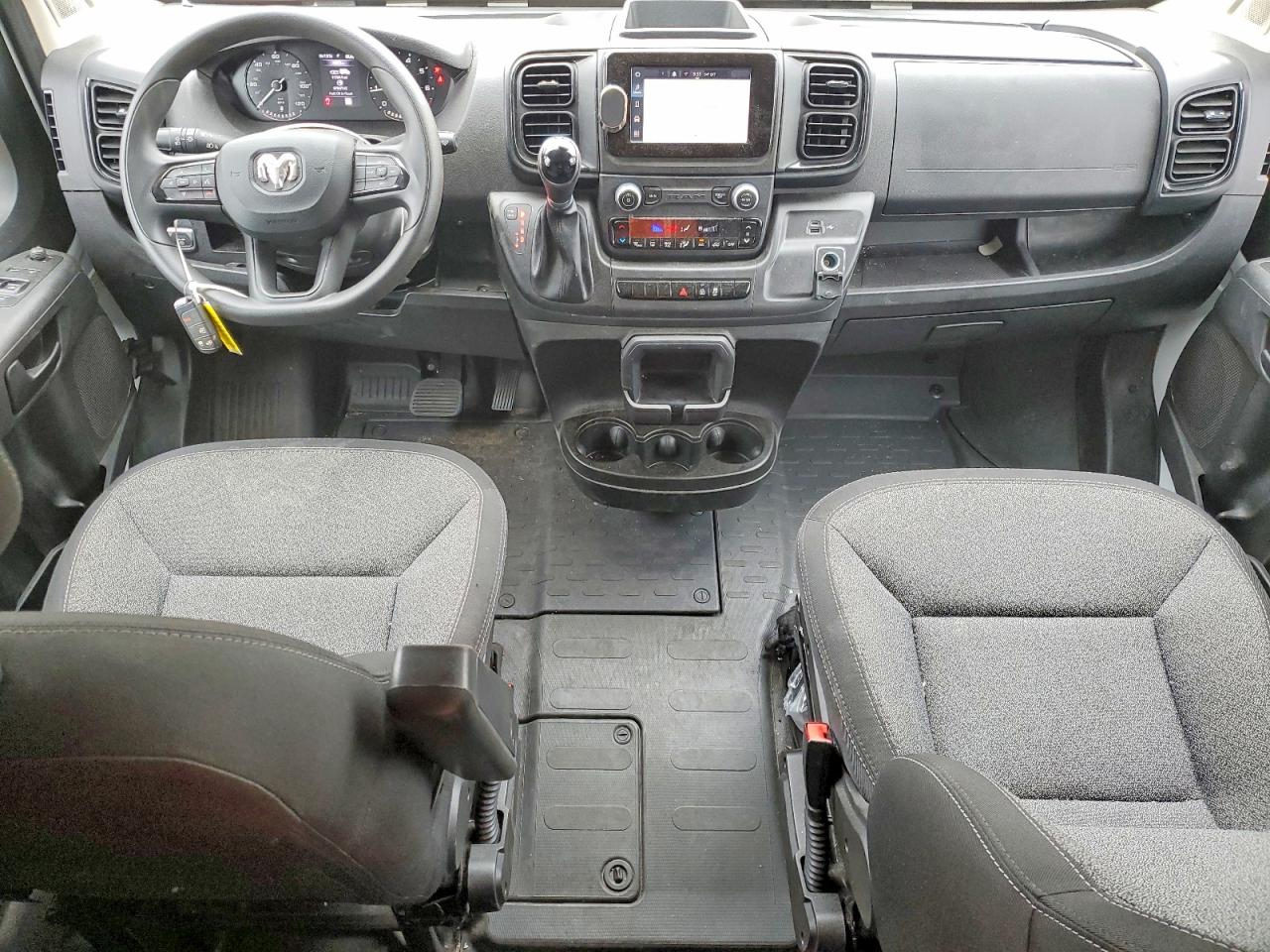 RAM PROMASTER 1500 2023 — 9