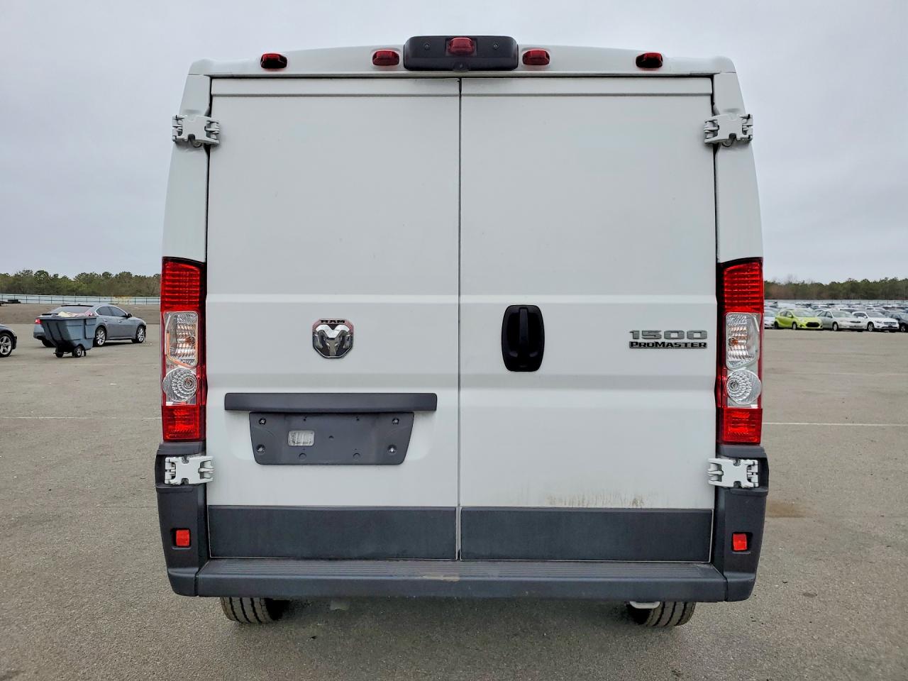 RAM PROMASTER 1500 2023 — 7