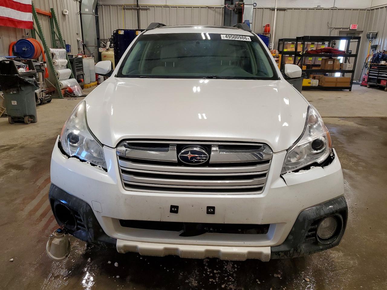SUBARU OUTBACK 2013 — 6