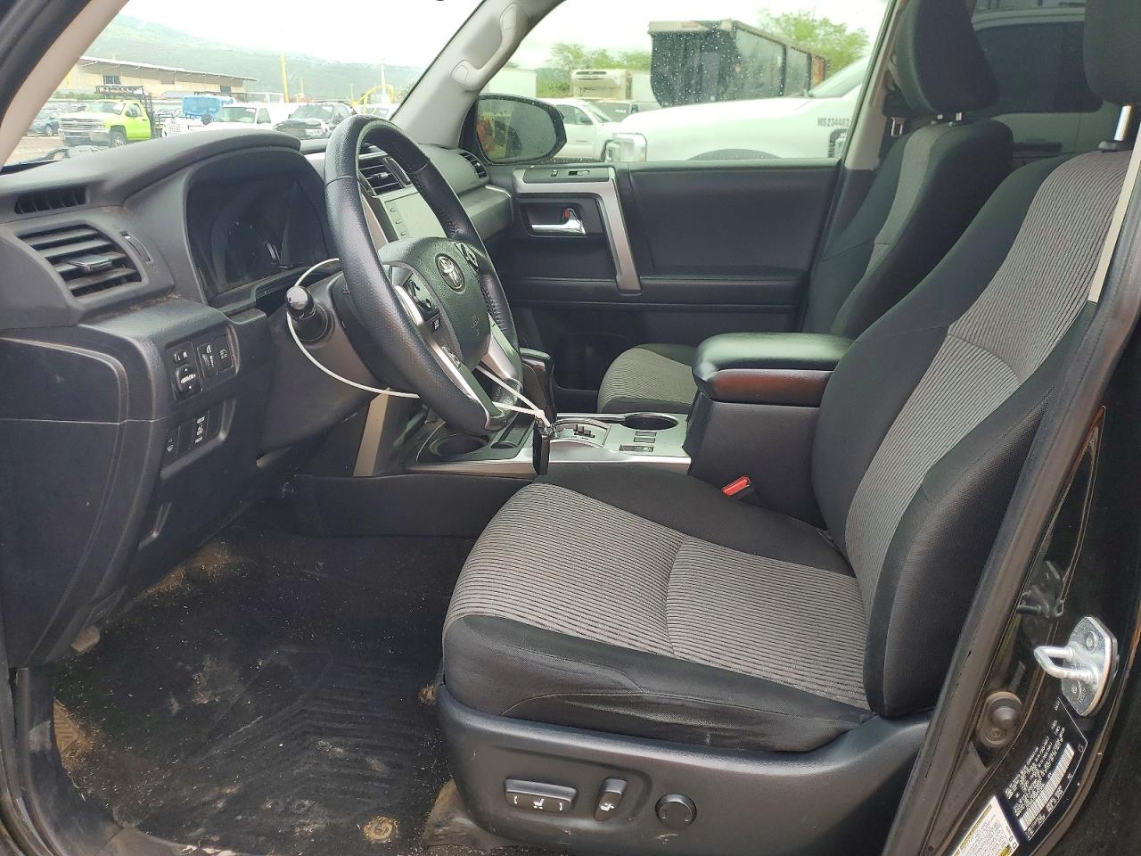 TOYOTA 4RUNNER 2021 — 8
