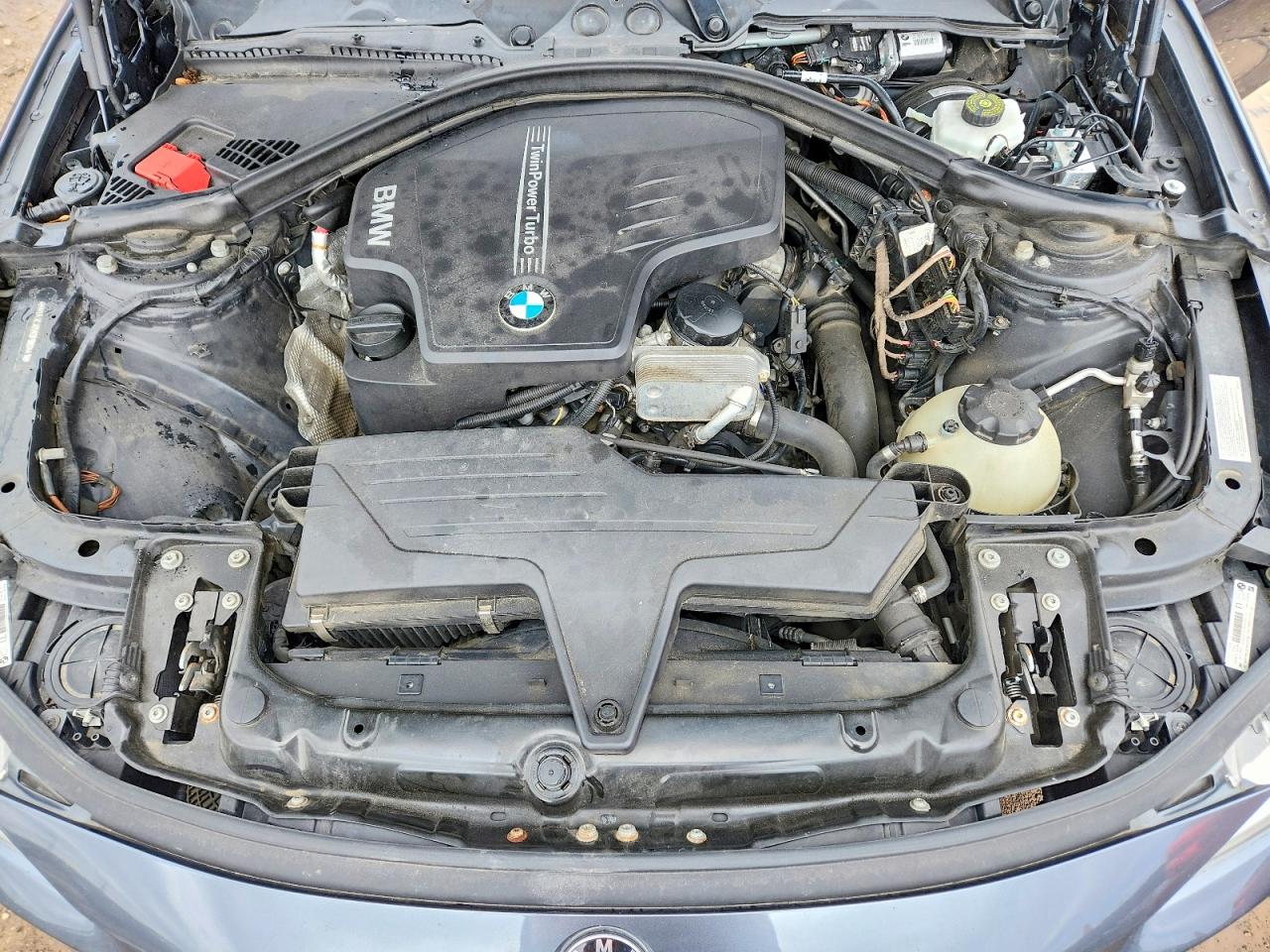 BMW 320 2013 — 12