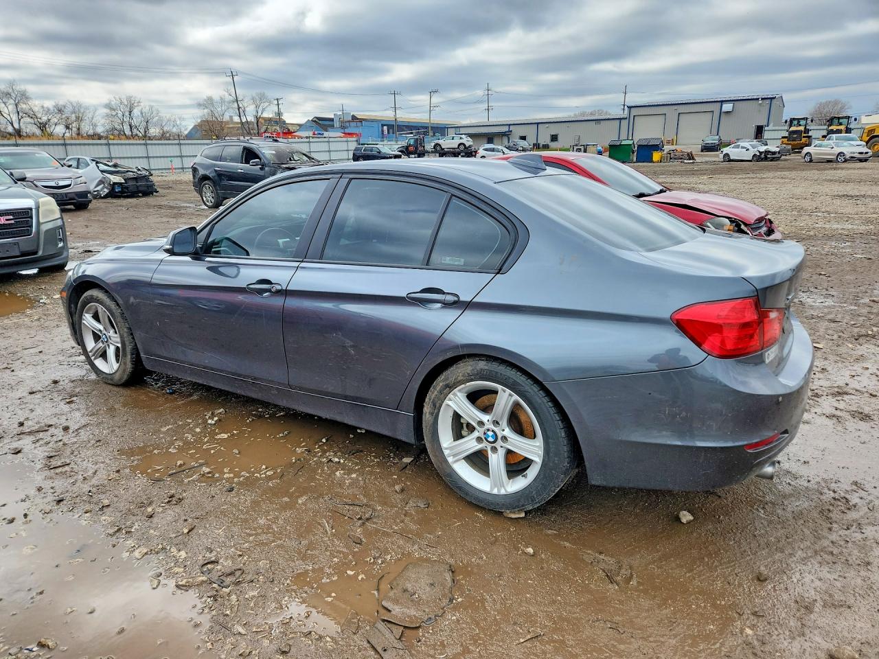 BMW 320 2013 — 3