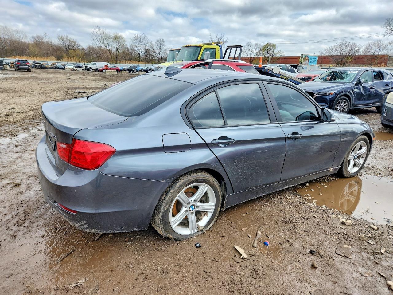 BMW 320 2013 — 4