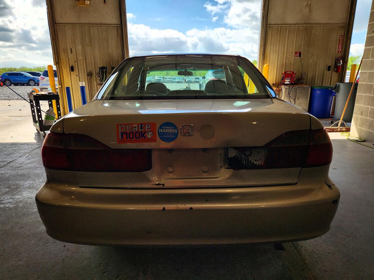 HONDA ACCORD 2000 — 7