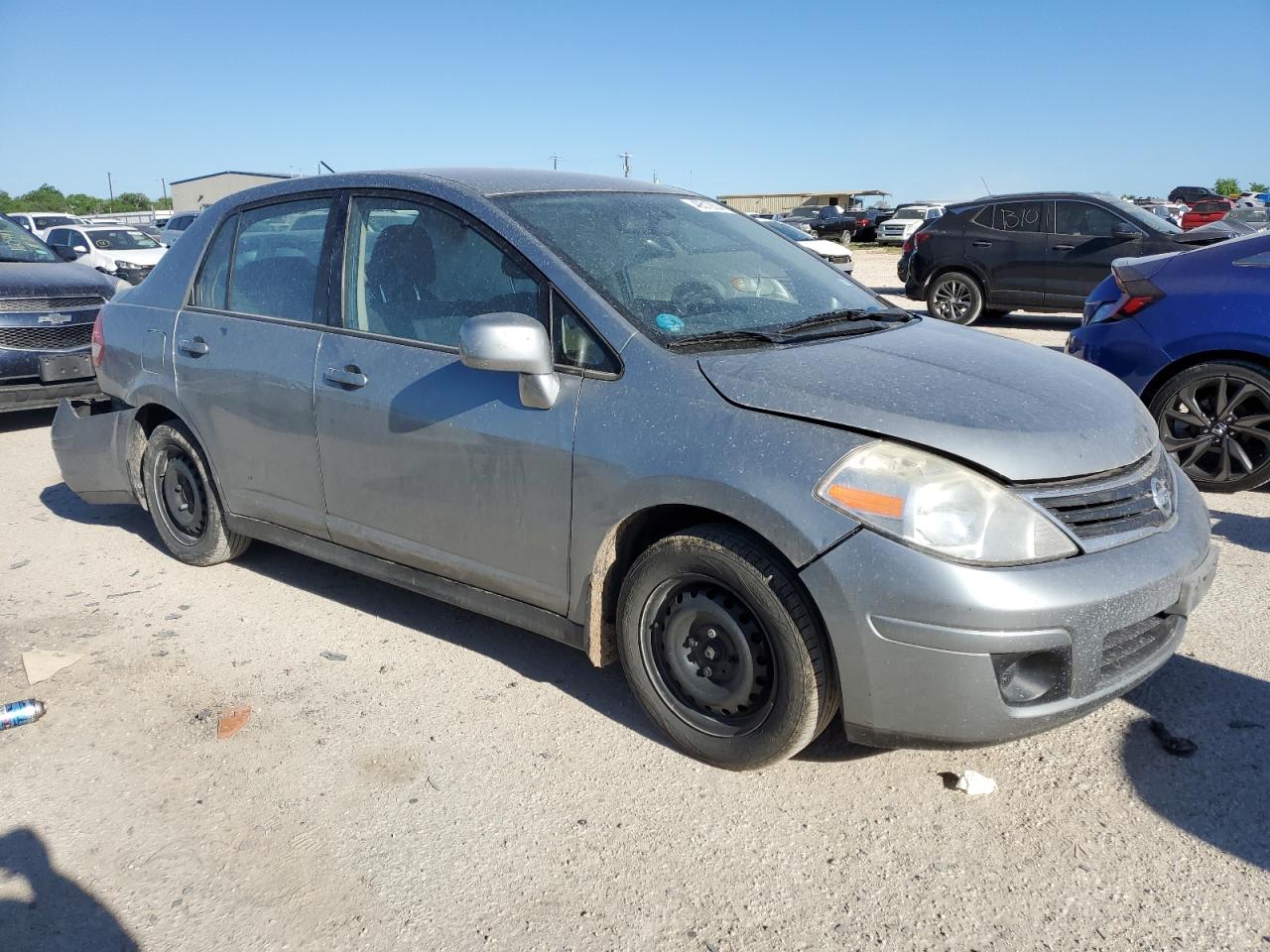 2010 NISSAN VERSA S