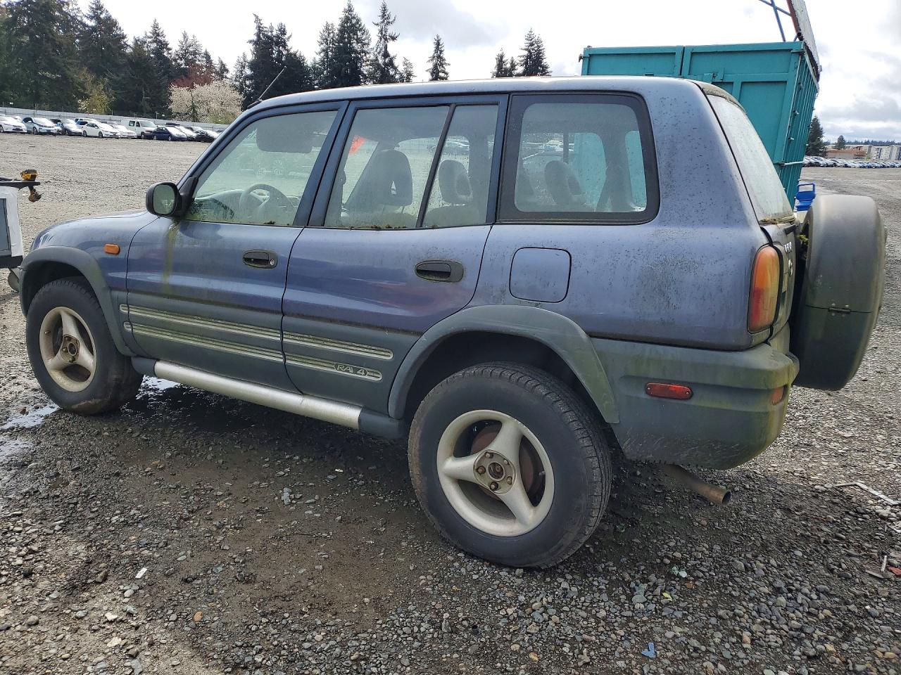 TOYOTA RAV4 1997 — 3