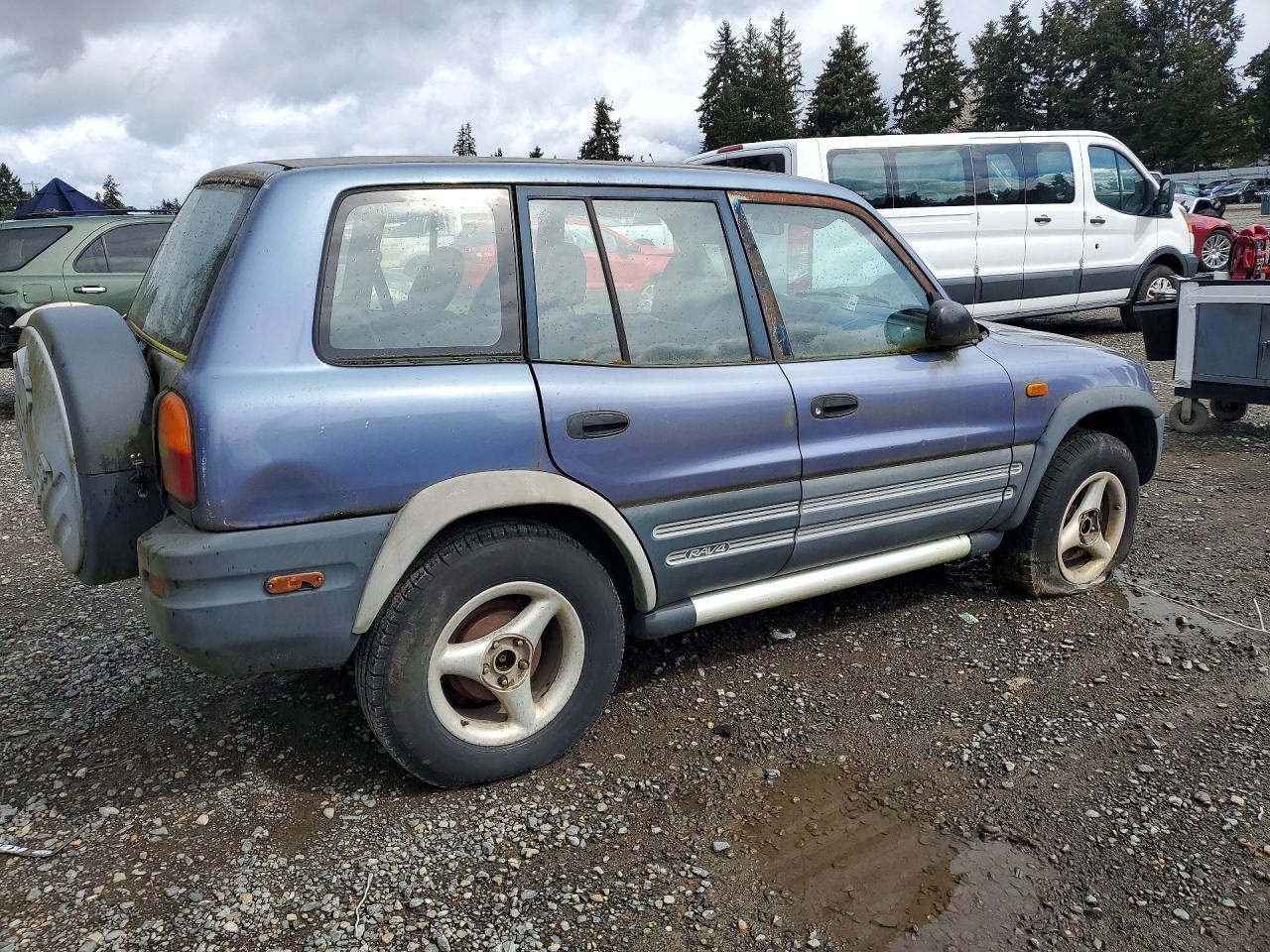 TOYOTA RAV4 1997 — 4