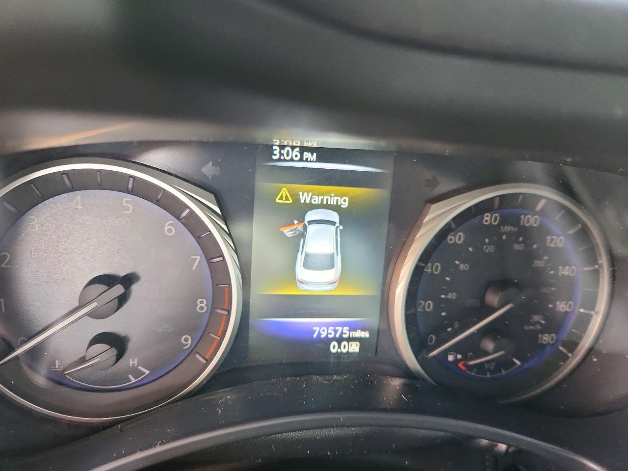 INFINITI Q50 2014 — 10