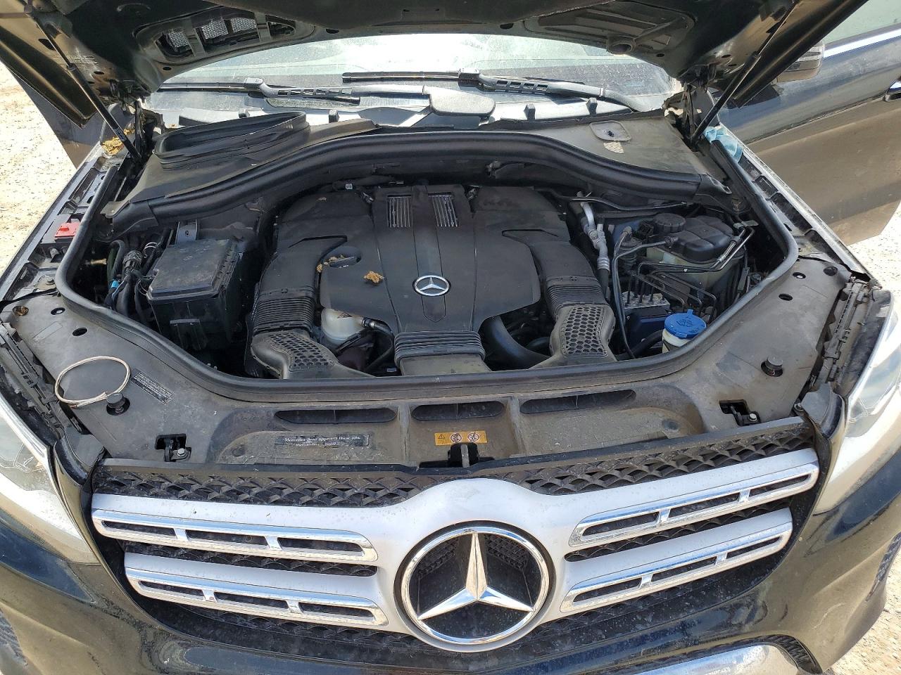 MERCEDES-BENZ GLS 2018 — 12