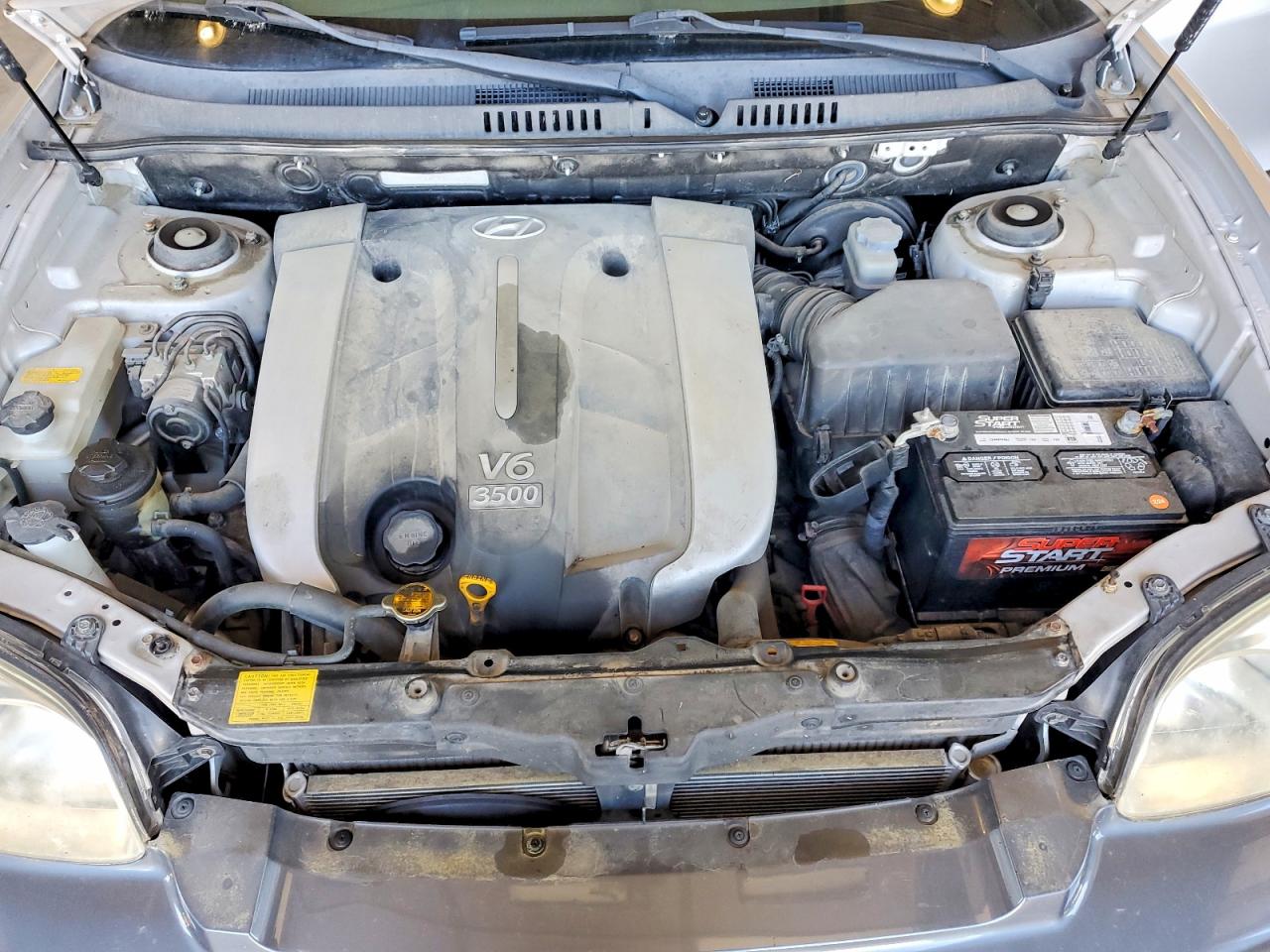 HYUNDAI SANTA FE 2003 — 12