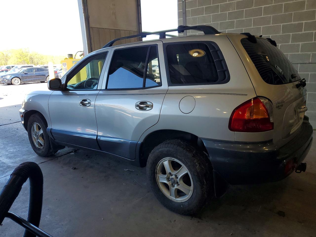 HYUNDAI SANTA FE 2003 — 3