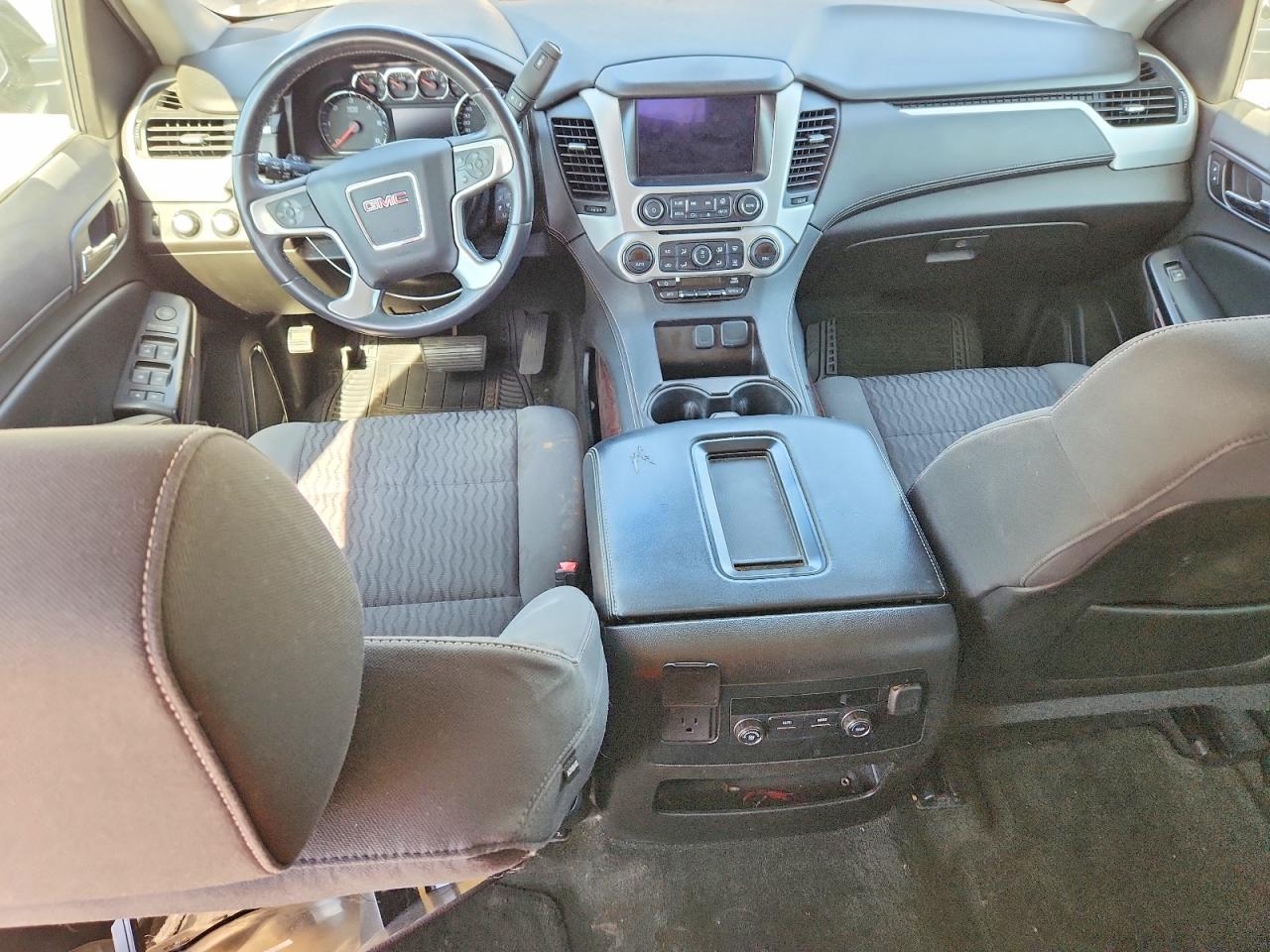 GMC YUKON 2015 — 9