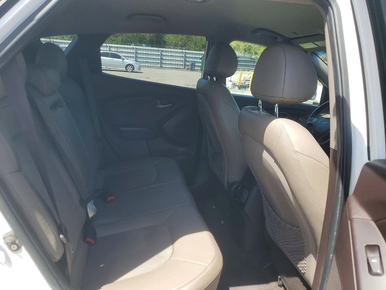 HYUNDAI TUCSON 2014 — 12