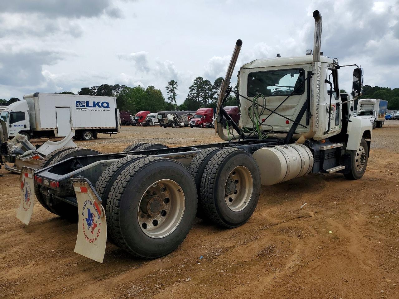 MACK PINNACLE 2026 — 5