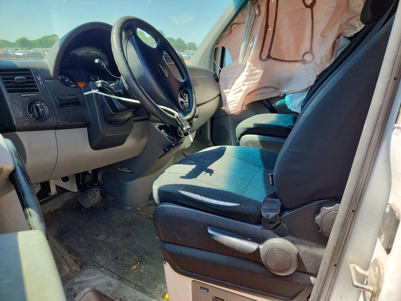 FREIGHTLINER SPRINTER 2017 — 8