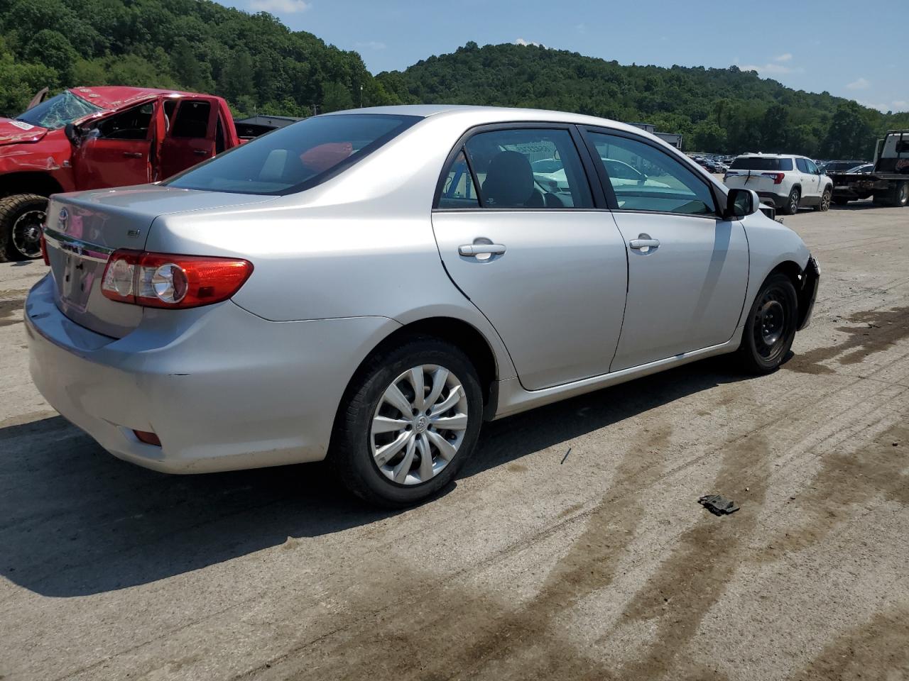 TOYOTA COROLLA 2012 — 4