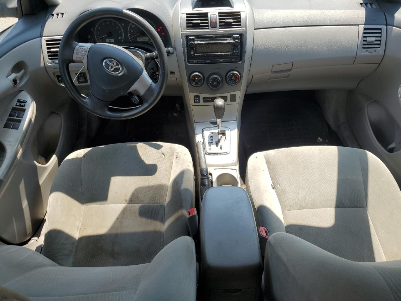 TOYOTA COROLLA 2012 — 9