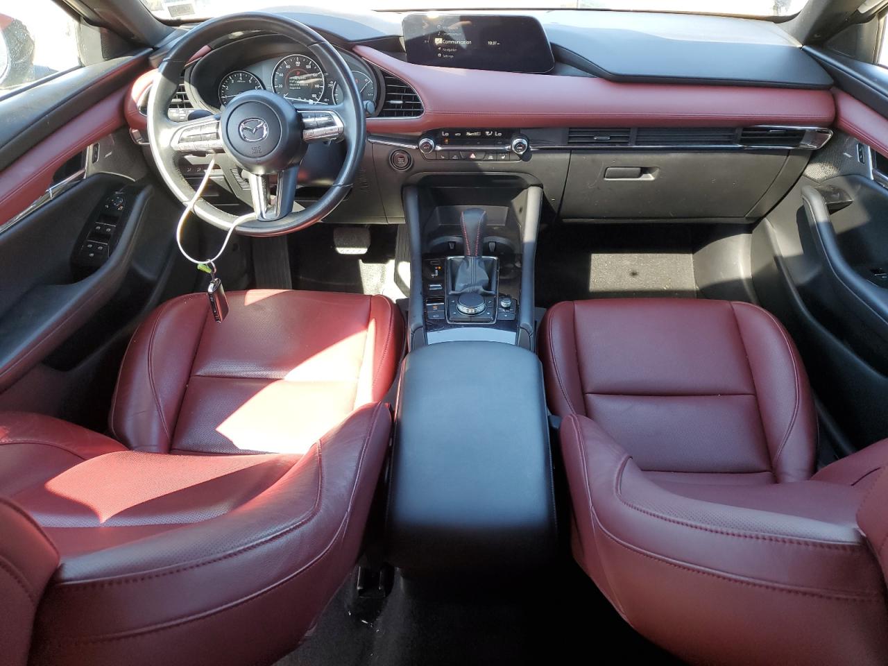MAZDA 3 2023 — 9
