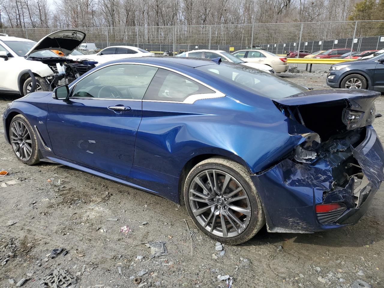 INFINITI Q60 2017 — 3