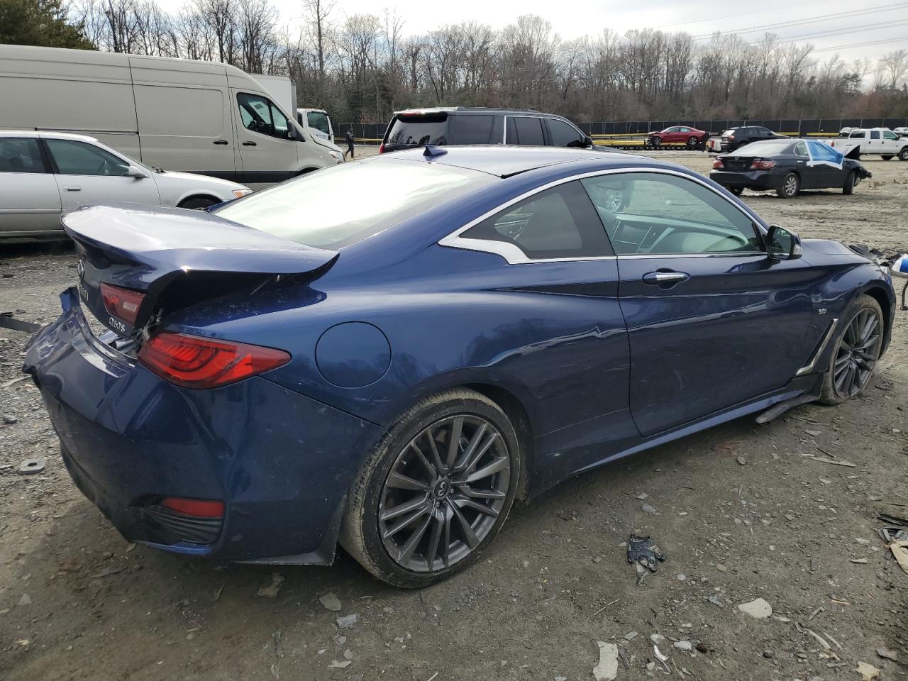 INFINITI Q60 2017 — 4
