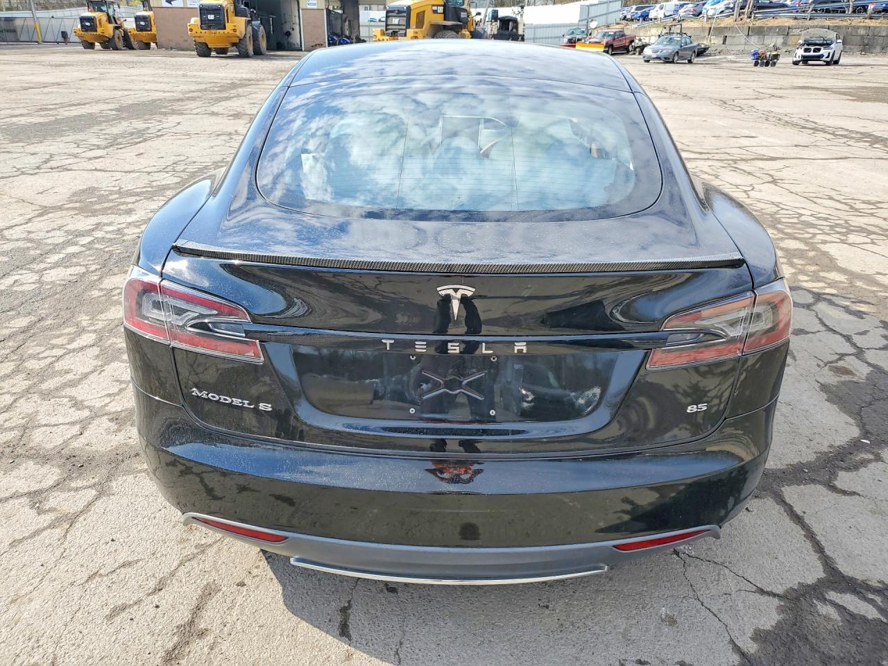 TESLA MODEL S 2014 — 7