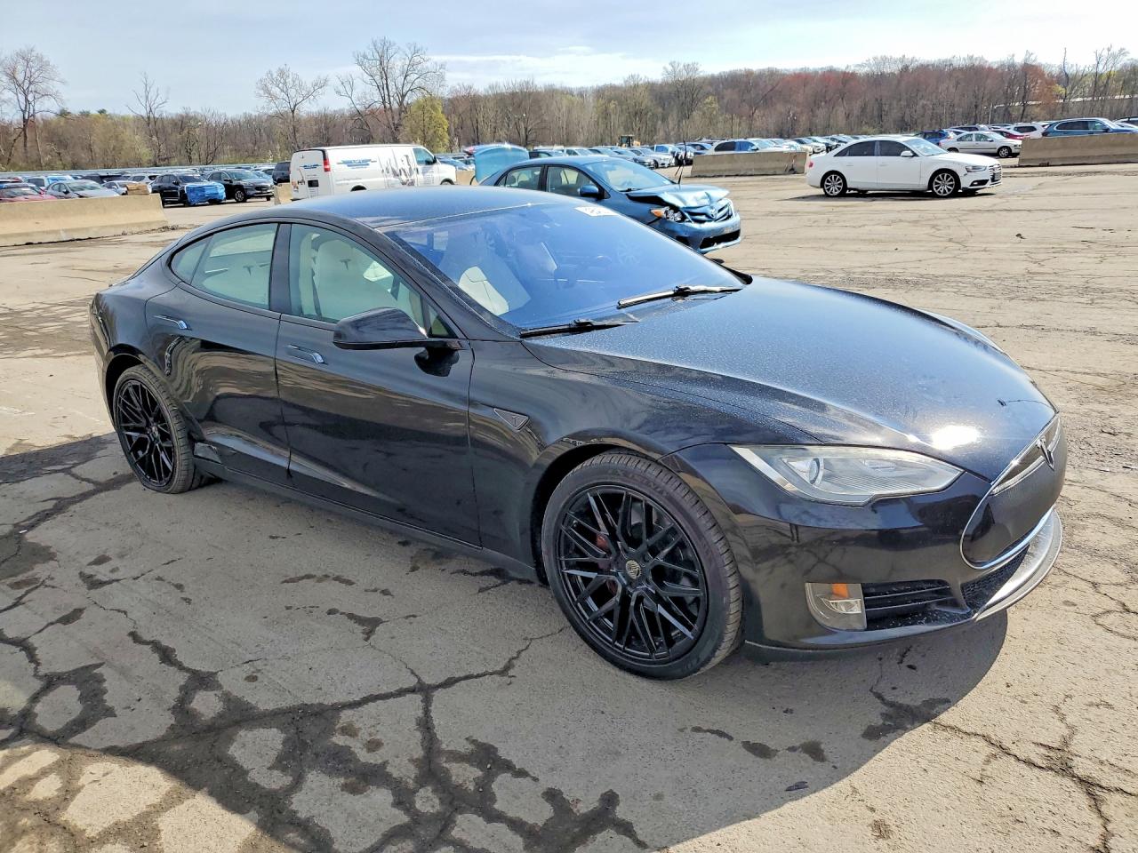 TESLA MODEL S 2014 — 5