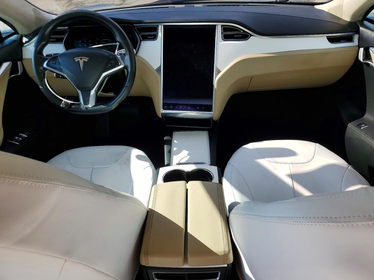 TESLA MODEL S 2014 — 9