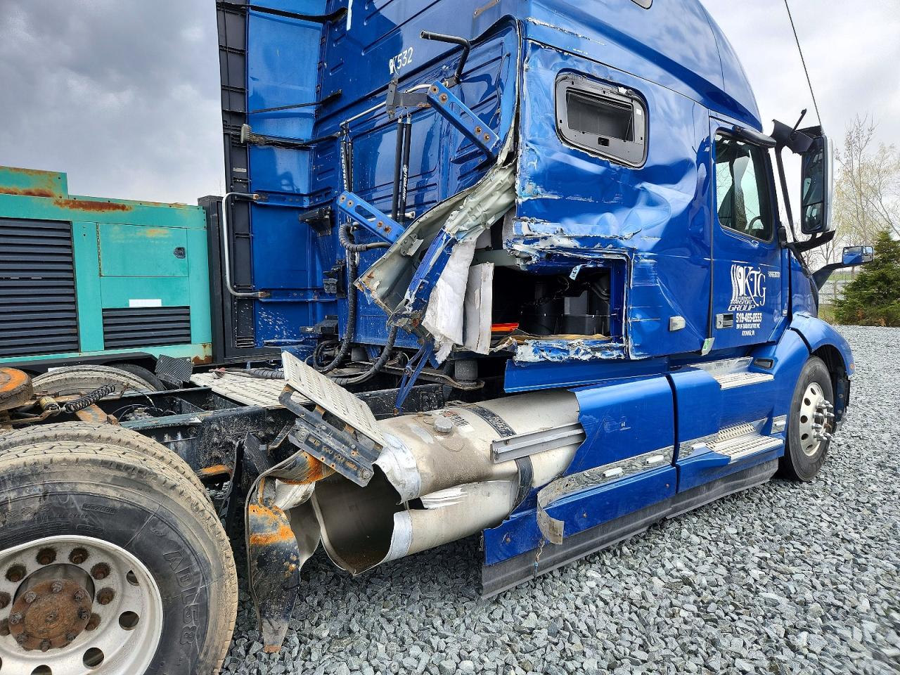 VOLVO VNL 2019 — 10