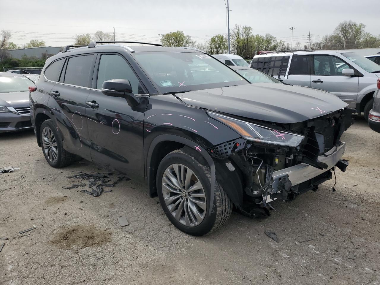 2021 TOYOTA HIGHLANDER PLATINUM