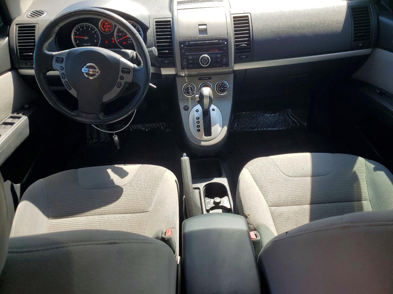 NISSAN SENTRA 2010 — 9