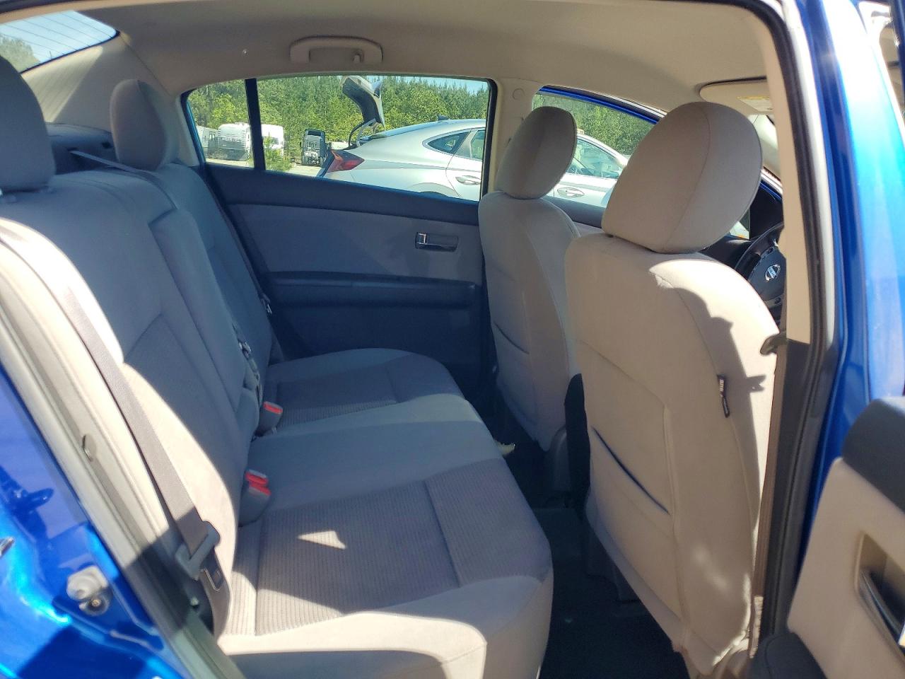 NISSAN SENTRA 2010 — 11