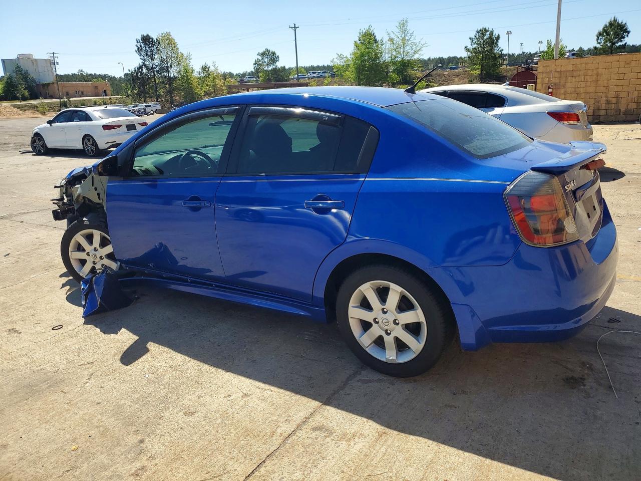 NISSAN SENTRA 2010 — 3