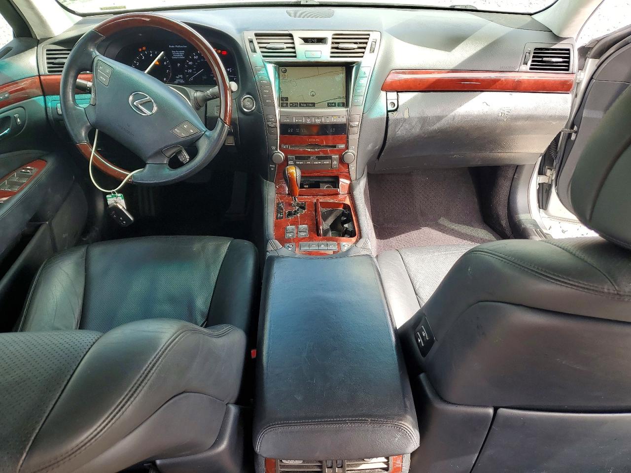 LEXUS LS 2007 — 9