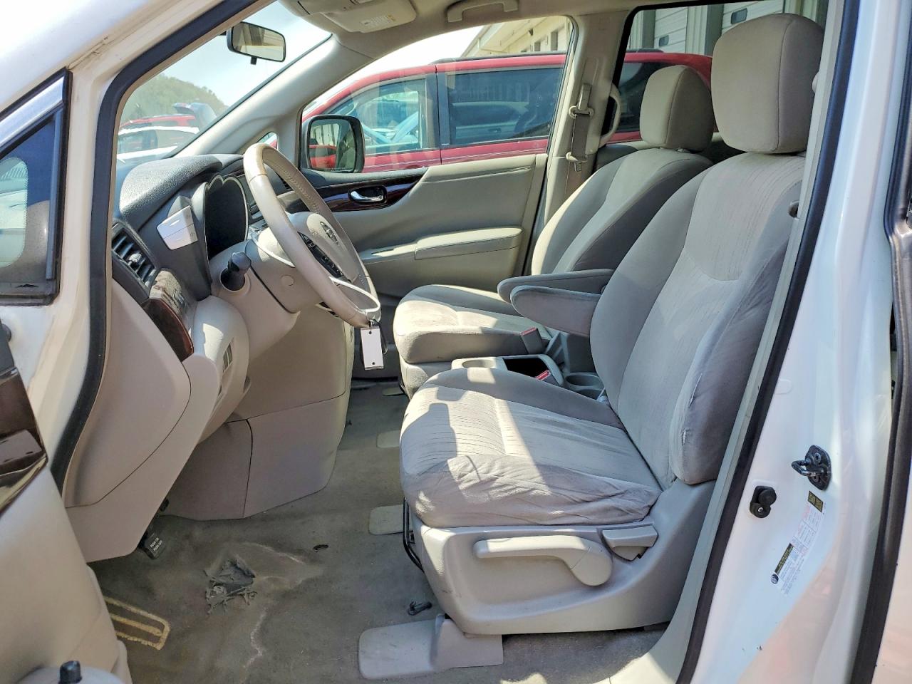 NISSAN QUEST 2017 — 8