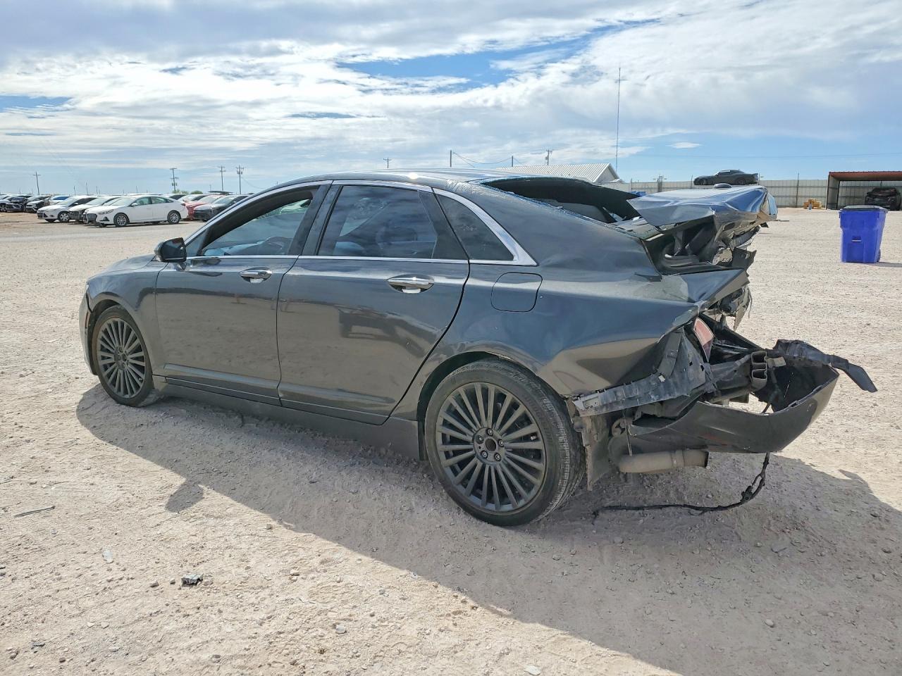 LINCOLN MKZ 2017 — 3