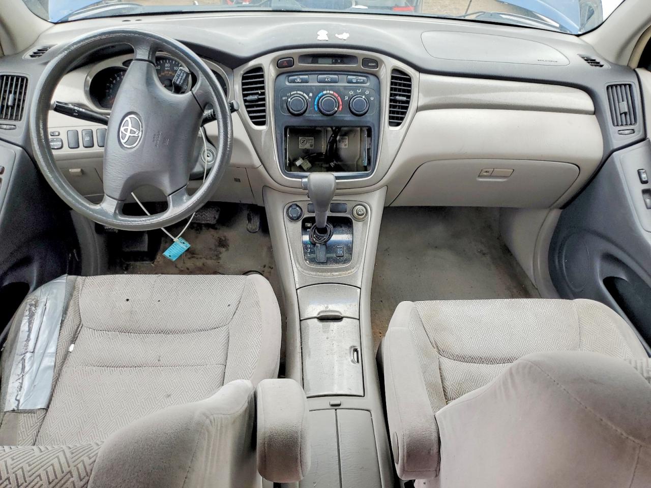 TOYOTA HIGHLANDER 2003 — 9