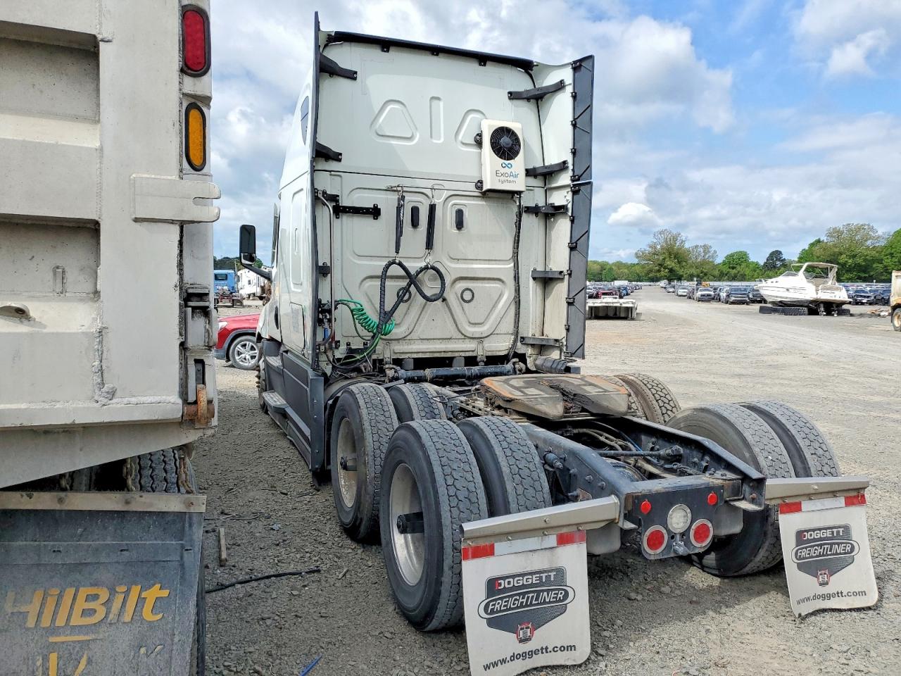 FREIGHTLINER CASCADIA 126 2022 — 4